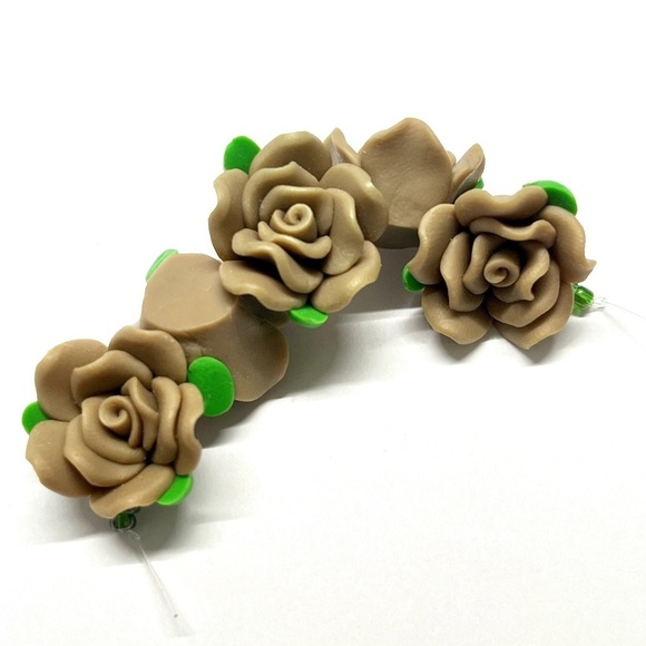 As Low As $2 Lightweight Polymer Clay Tobacco Brown Rose Beads 20mm x 12mm (5) - Picture 1 of 2